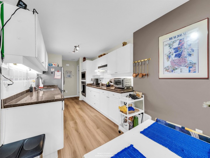 Photo 11 at 302 - 3670 Banff Court, Northlands, North Vancouver