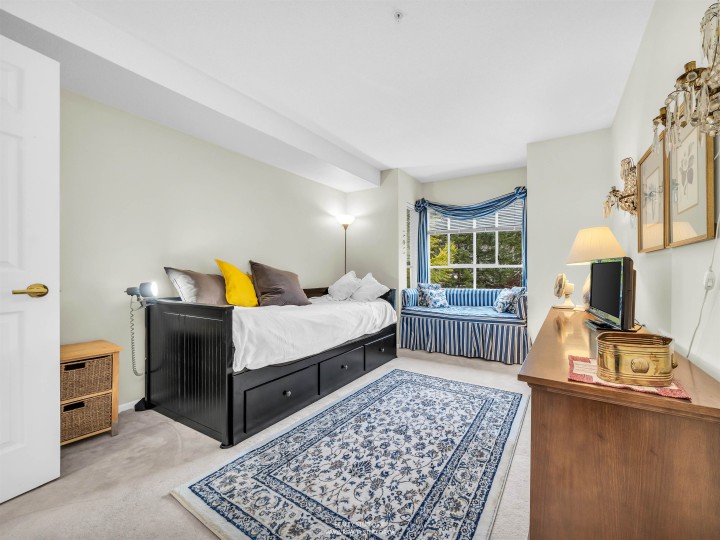 Photo 19 at 302 - 3670 Banff Court, Northlands, North Vancouver