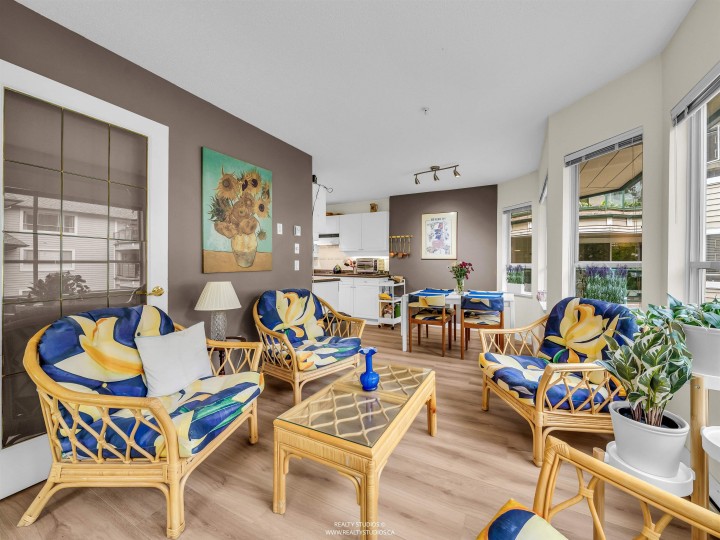 Photo 8 at 302 - 3670 Banff Court, Northlands, North Vancouver