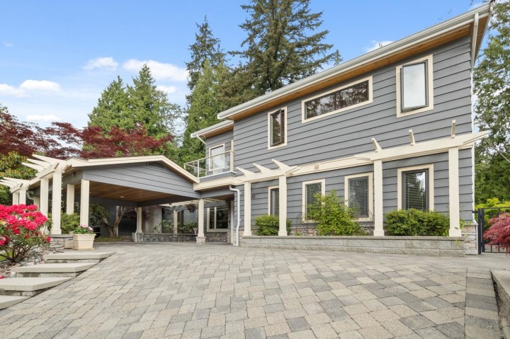 Photo 2 at 3690 Rutherford Crescent, Princess Park, North Vancouver