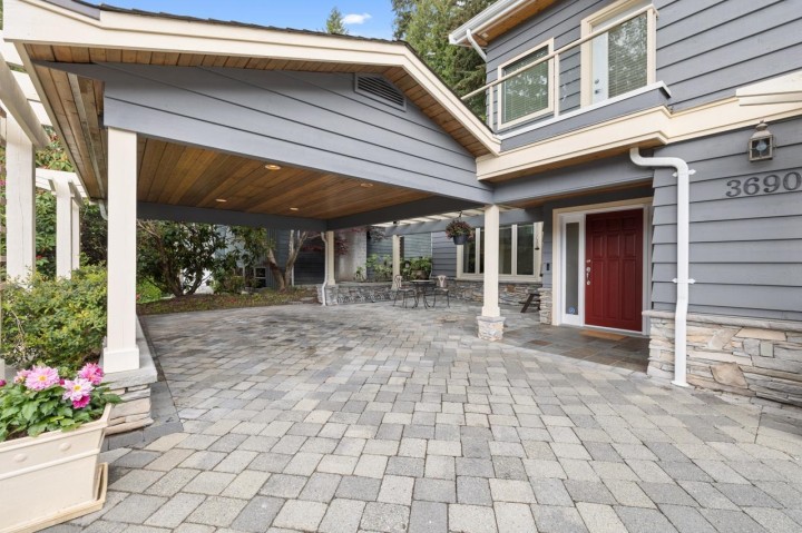 Photo 3 at 3690 Rutherford Crescent, Princess Park, North Vancouver