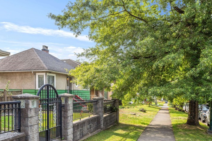 Photo 21 at 5670 Columbia Street, Cambie, Vancouver West