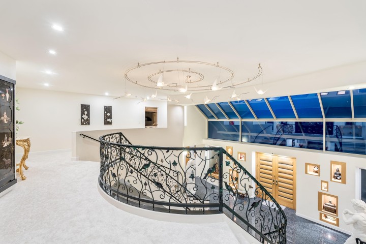 Photo 5 at 848 Eyremount Drive, British Properties, West Vancouver