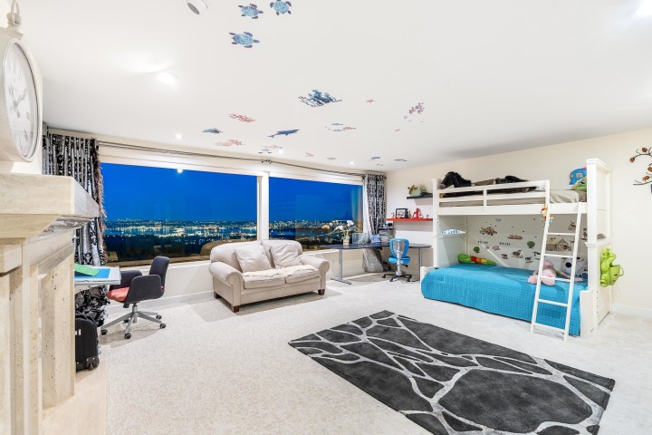 Photo 21 at 848 Eyremount Drive, British Properties, West Vancouver