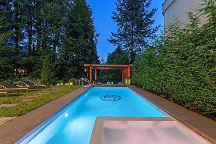 Photo 39 at 558 Glenross Road, Glenmore, West Vancouver