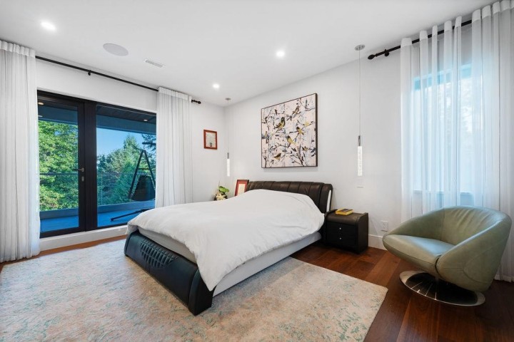 Photo 25 at 558 Glenross Road, Glenmore, West Vancouver