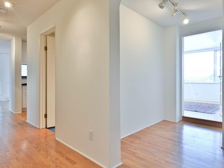 Photo 23 at 604 - 1508 Mariner Walk, False Creek, Vancouver West