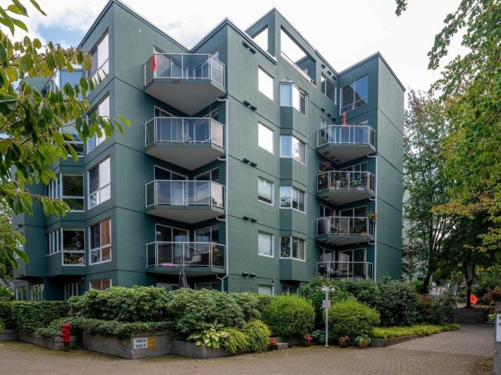 Photo 26 at 604 - 1508 Mariner Walk, False Creek, Vancouver West