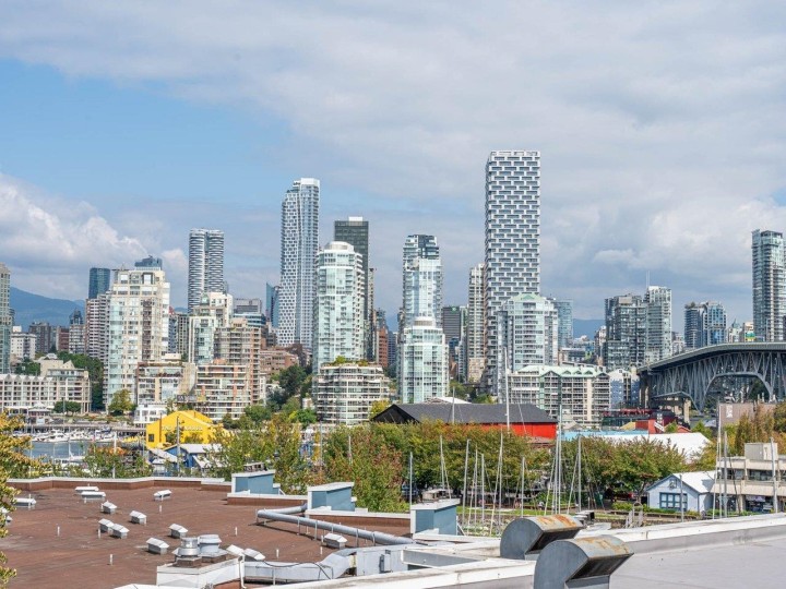 Photo 24 at 604 - 1508 Mariner Walk, False Creek, Vancouver West