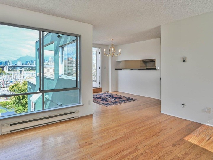 Photo 8 at 604 - 1508 Mariner Walk, False Creek, Vancouver West