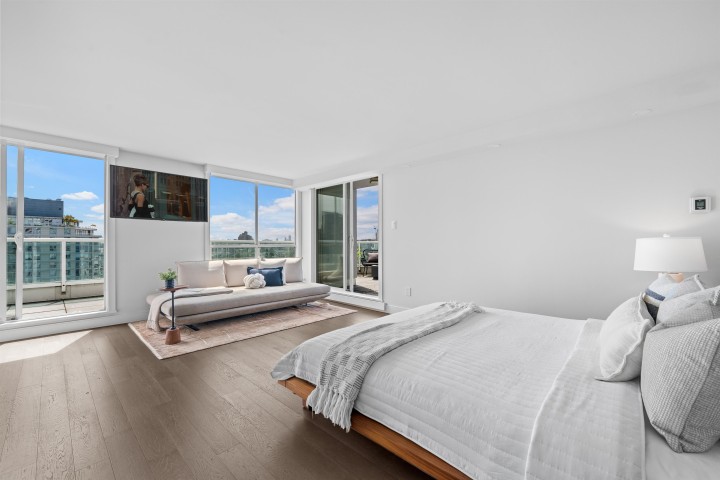 Photo 23 at 2403 - 1500 Howe Street, Yaletown, Vancouver West