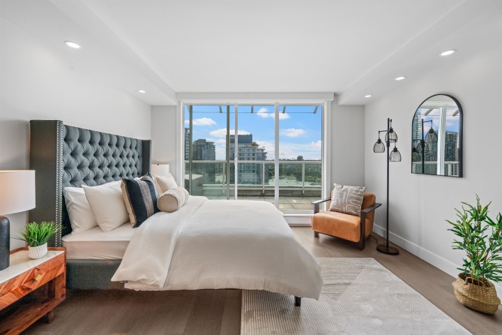 Photo 17 at 2403 - 1500 Howe Street, Yaletown, Vancouver West