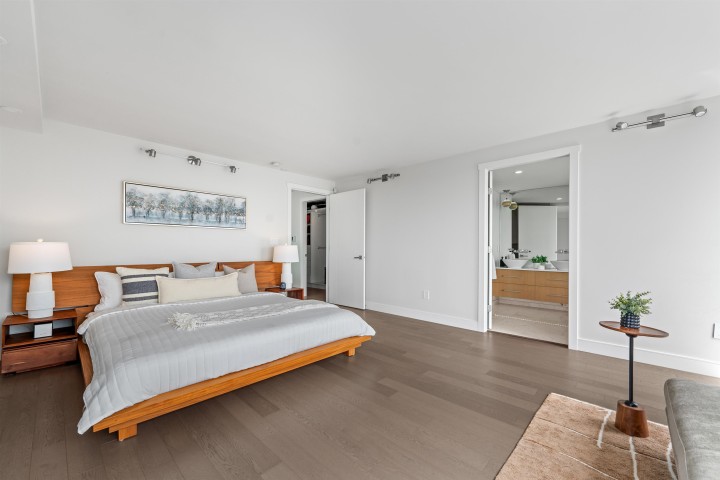 Photo 26 at 2403 - 1500 Howe Street, Yaletown, Vancouver West