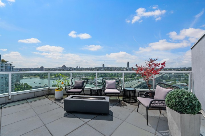 Photo 36 at 2403 - 1500 Howe Street, Yaletown, Vancouver West