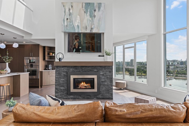 Photo 5 at 2403 - 1500 Howe Street, Yaletown, Vancouver West