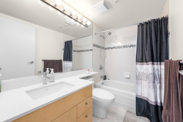 Photo 12 at 1708 - 1008 Cambie Street, Yaletown, Vancouver West