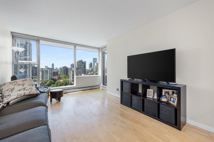Photo 9 at 1708 - 1008 Cambie Street, Yaletown, Vancouver West