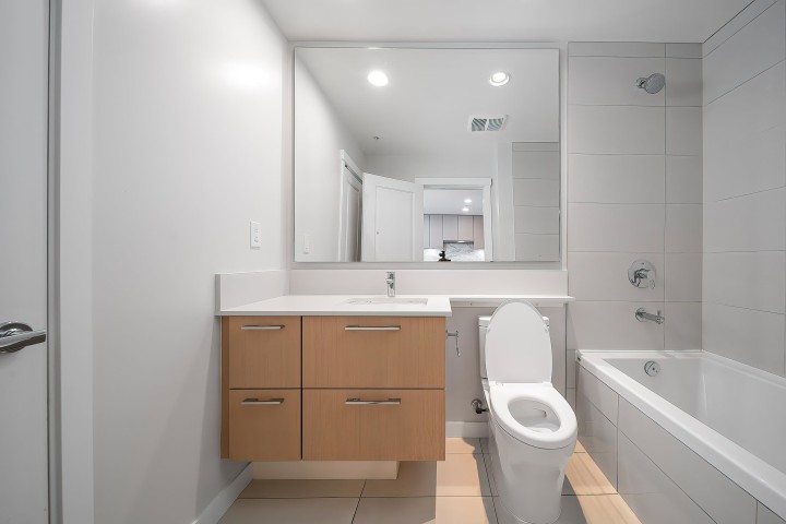 Photo 23 at 423 - 3563 Ross Drive, University VW, Vancouver West