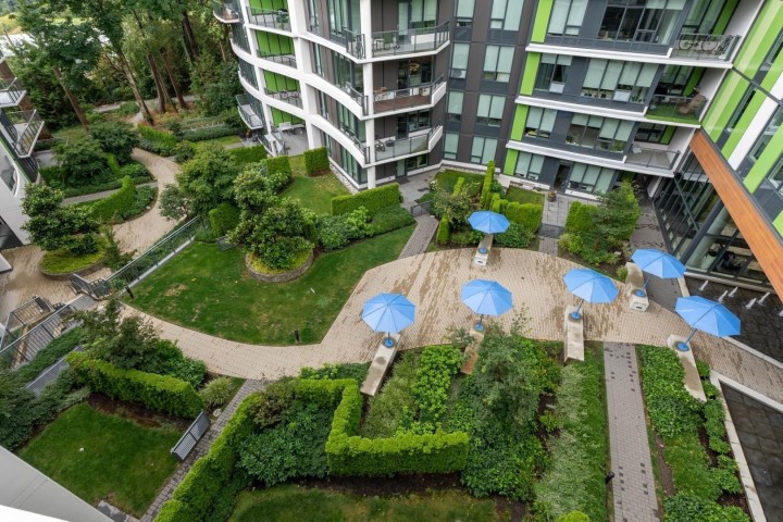 Photo 4 at 423 - 3563 Ross Drive, University VW, Vancouver West