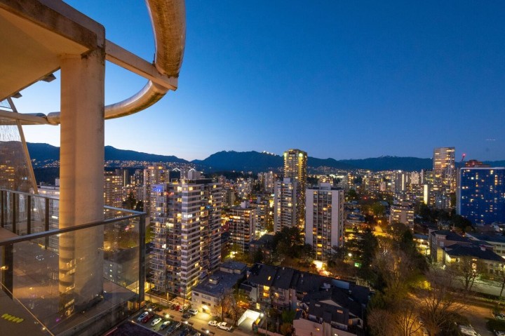 Photo 32 at 2101 - 1221 Bidwell Street, West End VW, Vancouver West