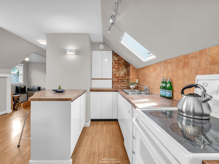 Photo 27 at 4 - 2535 W 6th Avenue, Kitsilano, Vancouver West