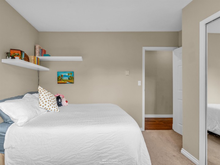 Photo 12 at 4 - 2535 W 6th Avenue, Kitsilano, Vancouver West