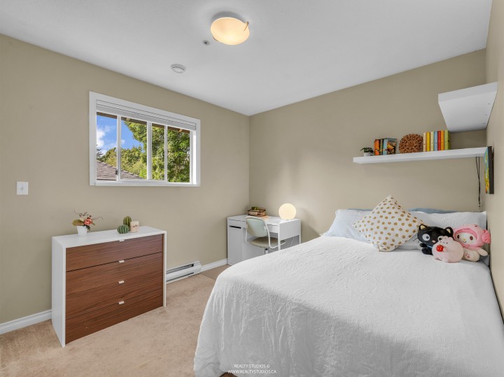 Photo 10 at 4 - 2535 W 6th Avenue, Kitsilano, Vancouver West
