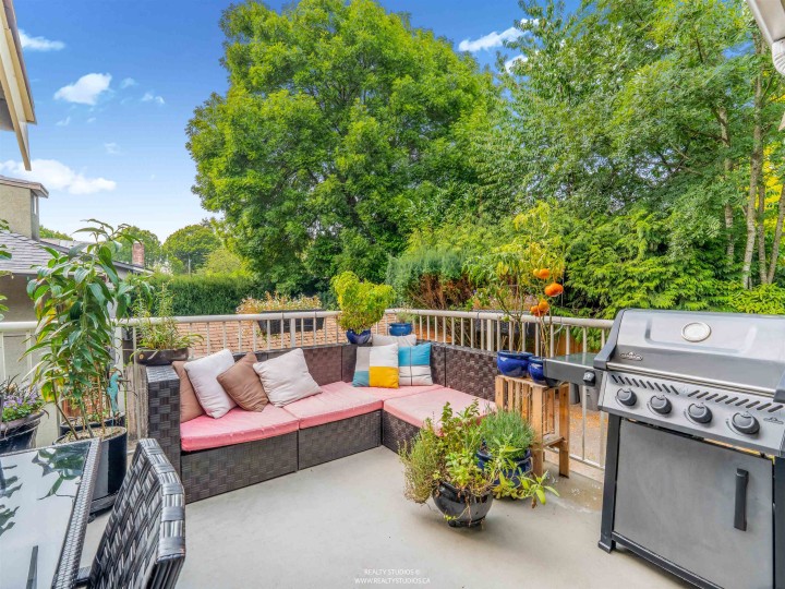 Photo 35 at 4 - 2535 W 6th Avenue, Kitsilano, Vancouver West