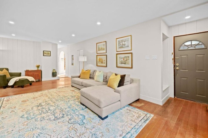 Photo 4 at 4565 Cove Cliff Road, Deep Cove, North Vancouver