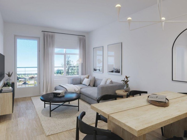 Photo 2 at 204 - 2450 Garden Drive, Grandview Woodland, Vancouver East