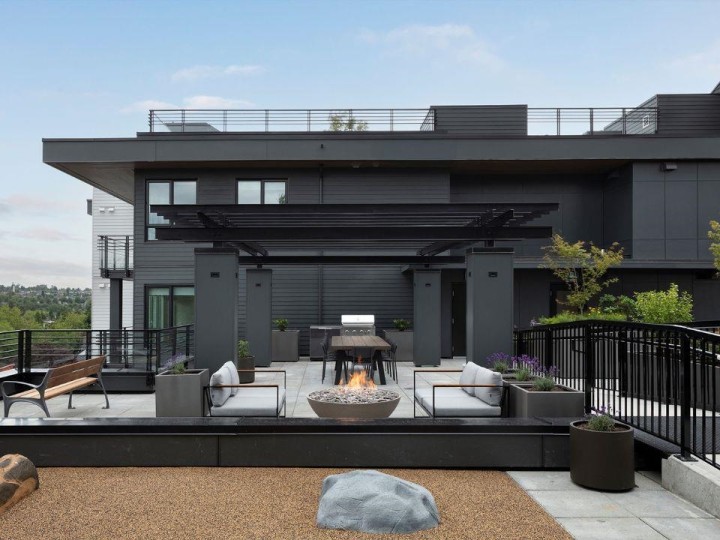 Photo 6 at 204 - 2450 Garden Drive, Grandview Woodland, Vancouver East