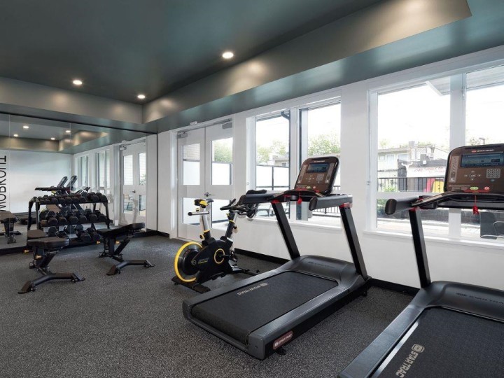 Photo 9 at 204 - 2450 Garden Drive, Grandview Woodland, Vancouver East