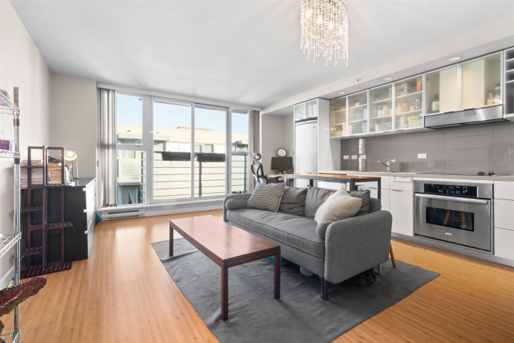 Photo 3 at 902 - 168 Powell Street, Downtown VE, Vancouver East