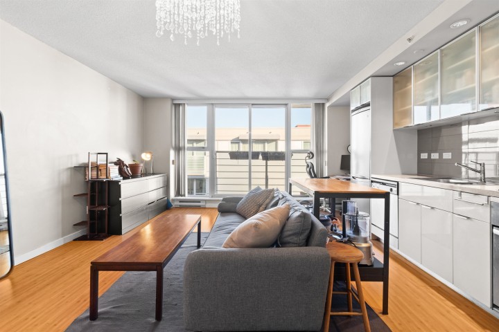 Photo 5 at 902 - 168 Powell Street, Downtown VE, Vancouver East