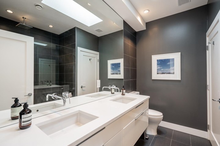 Photo 18 at 33 E 22nd Avenue, Main, Vancouver East