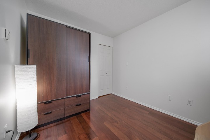 Photo 4 at 302 - 8728 Sw Marine Drive, Marpole, Vancouver West
