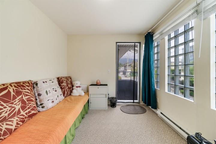 Photo 13 at 215 W 18th Street, Central Lonsdale, North Vancouver