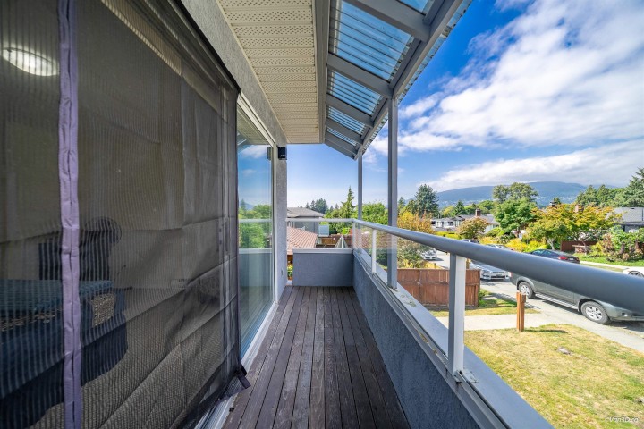 Photo 17 at 215 W 18th Street, Central Lonsdale, North Vancouver