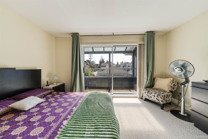 Photo 10 at 215 W 18th Street, Central Lonsdale, North Vancouver