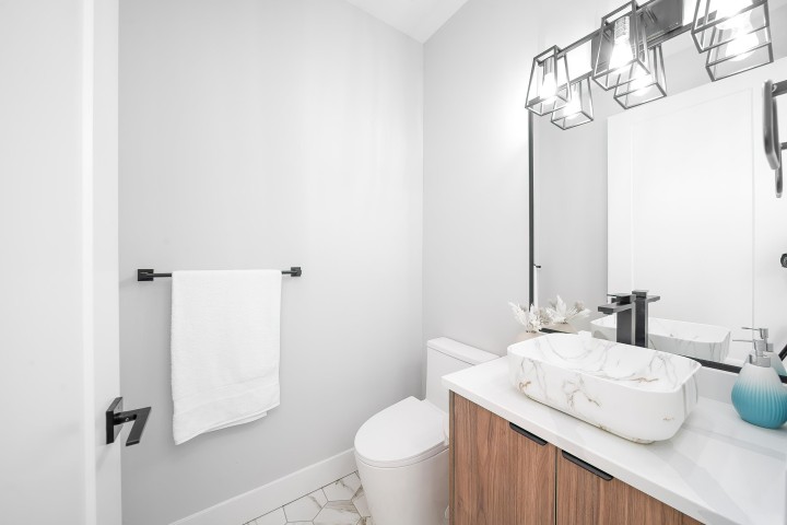 Photo 17 at 4722 Henry Street, Knight, Vancouver East