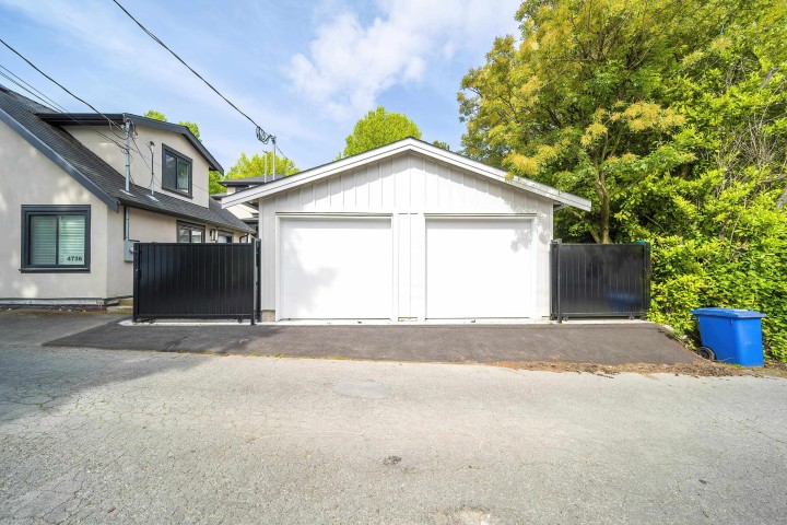 Photo 5 at 4722 Henry Street, Knight, Vancouver East