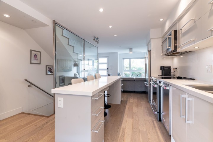 Photo 8 at 16 - 2358 Western Avenue, Central Lonsdale, North Vancouver