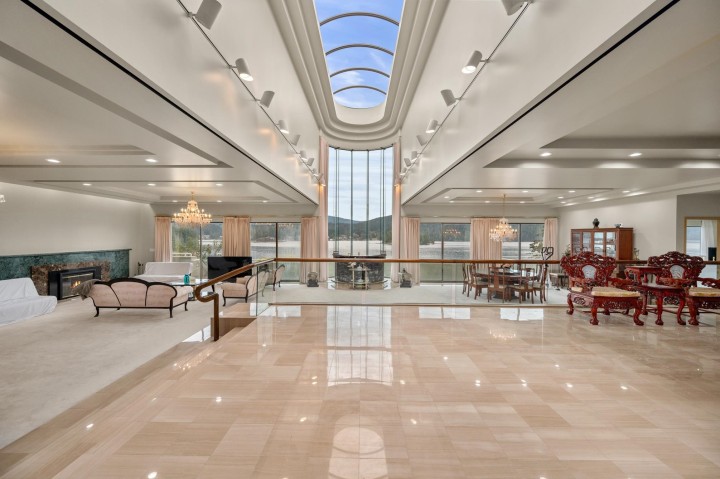 Photo 2 at 828 Beachview Drive, Dollarton, North Vancouver