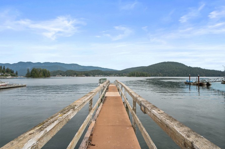 Photo 26 at 828 Beachview Drive, Dollarton, North Vancouver