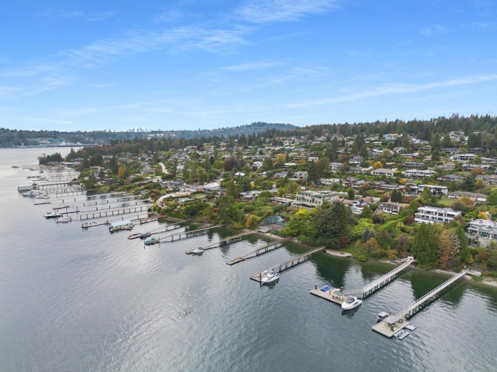 Photo 36 at 828 Beachview Drive, Dollarton, North Vancouver