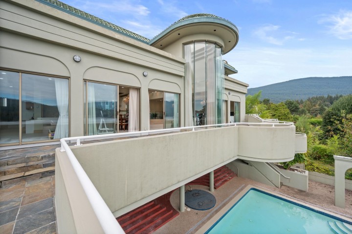 Photo 34 at 828 Beachview Drive, Dollarton, North Vancouver