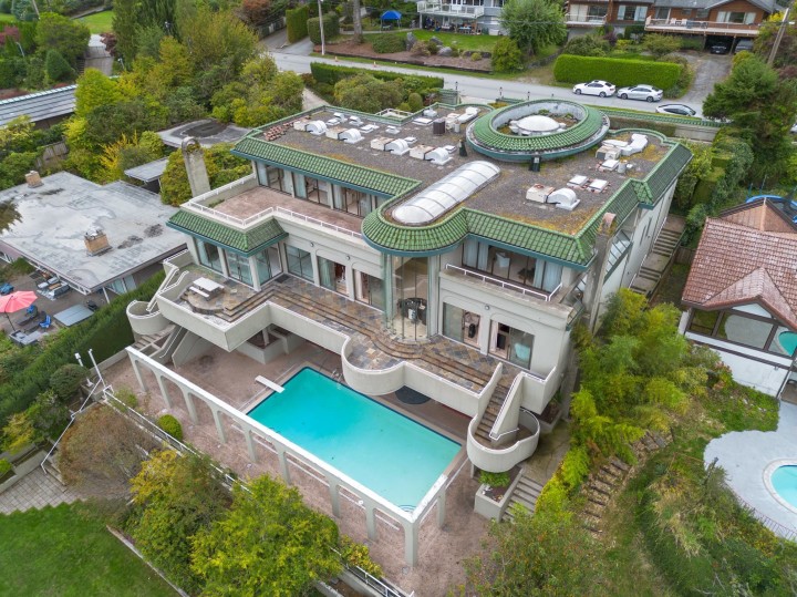 Photo 38 at 828 Beachview Drive, Dollarton, North Vancouver