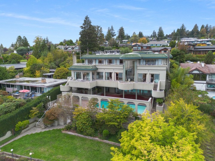 Photo 37 at 828 Beachview Drive, Dollarton, North Vancouver