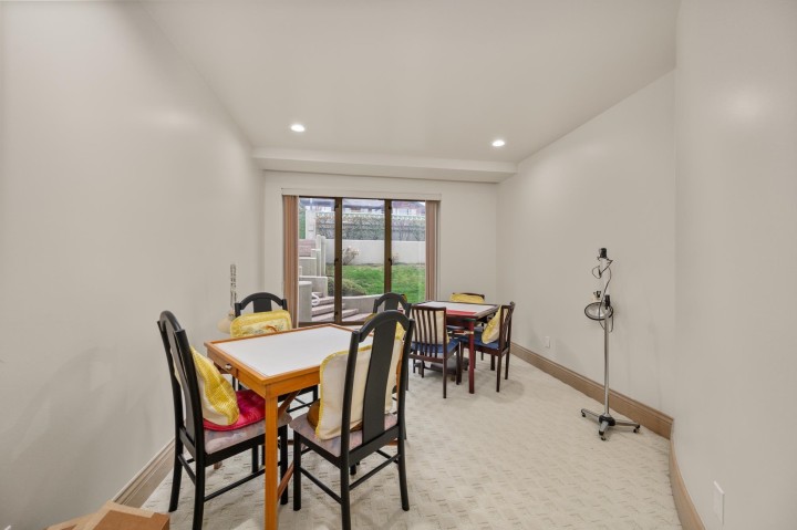 Photo 19 at 828 Beachview Drive, Dollarton, North Vancouver