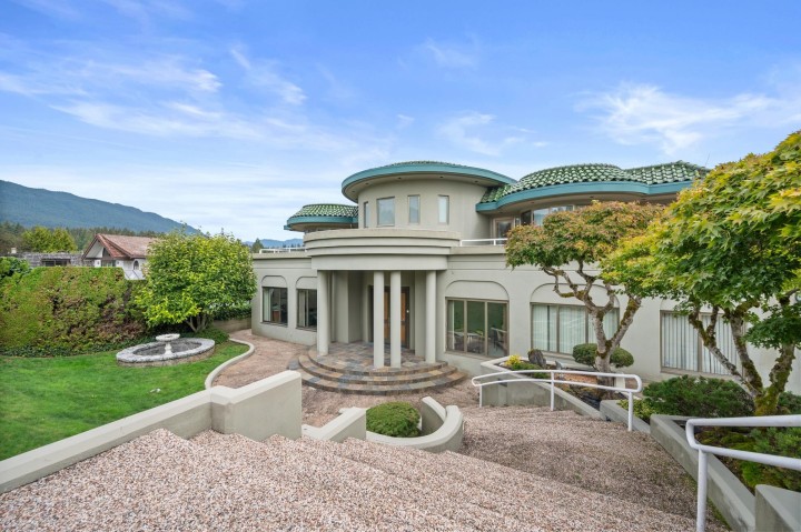 Photo 35 at 828 Beachview Drive, Dollarton, North Vancouver